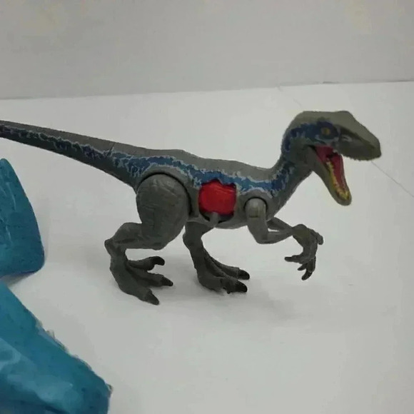 Jurassic Park Action Figures Lot of 3: Damaged Blue, Mosasaurus, and Human - Picture 4 of 11